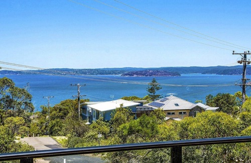 Killcare Heights House | 'Gone Coastal' by Accom Holidays