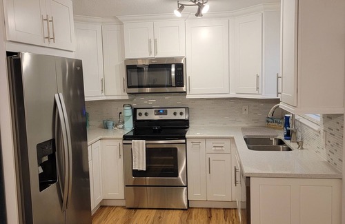 Ponce Inlet House | Good times, tan lines & vitamin sea 10 minutes from the beach!