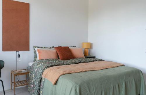 Sundsberg Apartment | Gorgeous 1BR, Balcony & parking