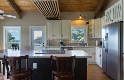 Kaneohe House | Gorgeous 2 bedroom bayside house on Windward side of Oahu