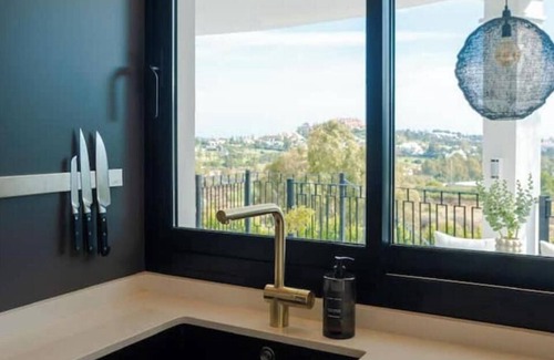 Priego de Cordoba Villa | Gorgeous 5 Bed Villa Quinta 10 min from Port Banus