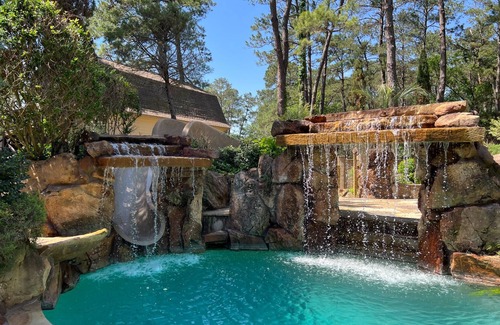 Cypress House | Gorgeous 5-bedroom country house in Cypress, Houston with Outdoor pool and SPA