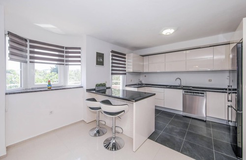 Dobropoljana Apartment | Gorgeous apartment in Dobropoljana