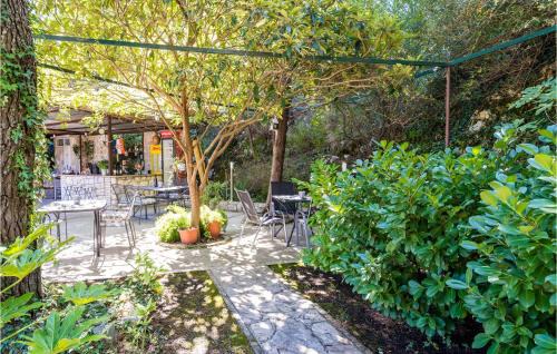 Gruda Apartment | Gorgeous Apartment In Gruda With Wifi