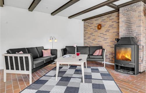 Arnager Apartment | Gorgeous Apartment In Rønne With Wifi