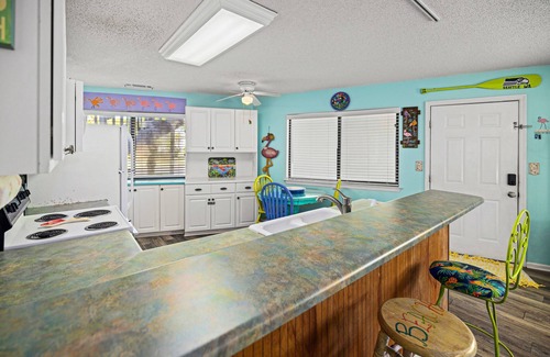 Miramar Beach Condo | Gorgeous coastal condo with shared pool, beach access & close to shopping