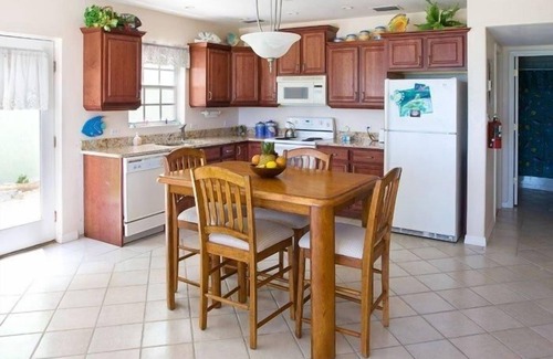 North Side Villa | Gorgeous Detached Sandy Beachfront Villa at Azure Breeze Villas.