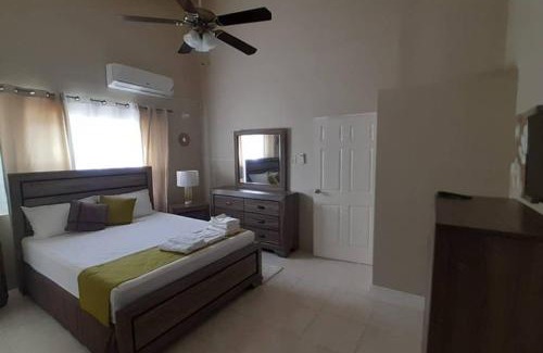 Runaway Bay Apartment | Gorgeous hideout, close to tourist attractions in Jamaica
