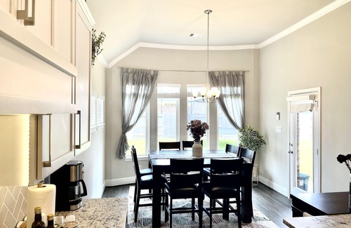 Conroe House | Gorgeous home fully FURNISHED