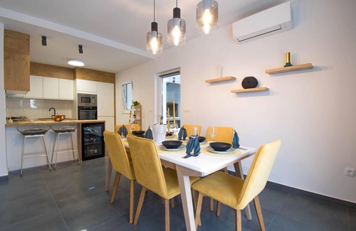 Bast House | Gorgeous home in Bast