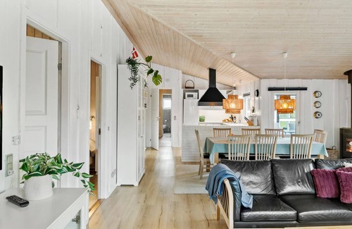 Dannemare House | Gorgeous home in Dannemare with sauna