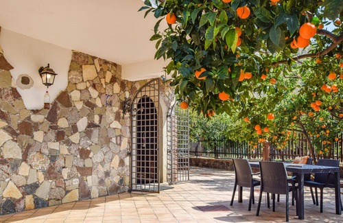 Gaggi House | Gorgeous home in Gaggi