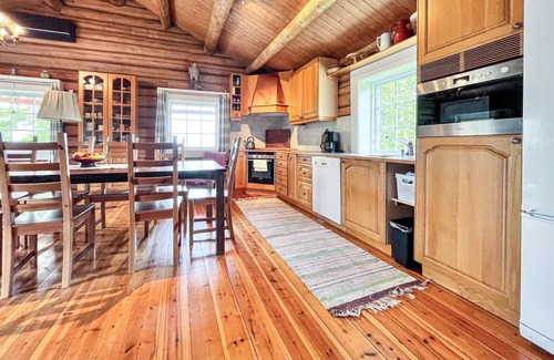 Kamben House | Gorgeous home in Gol with sauna