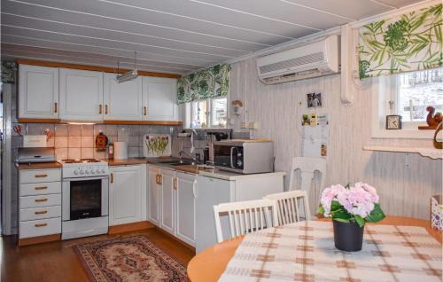 Granna House | Gorgeous Home In Gränna With Wifi
