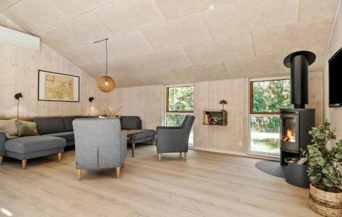 Hojby House | Gorgeous Home In Højby With Sauna