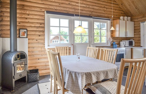 Hovborg House | Gorgeous home in Hovborg with WiFi