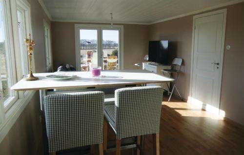 Hagaby House | Gorgeous Home In Löttorp With Wifi