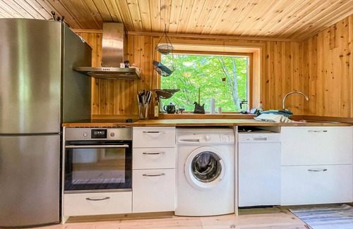 Ljung House | Gorgeous home in Mollaryd with WiFi