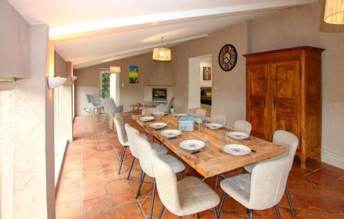 Piegon House | Gorgeous Home In Piegon With Sauna