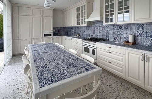 Pisak House | Gorgeous home in Pisak with WiFi