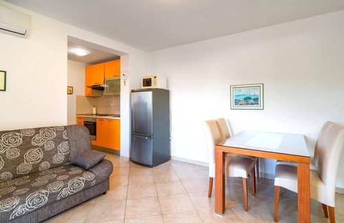 Postira House | Gorgeous home in Postira