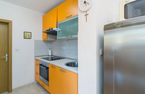 Postira House | Gorgeous home in Postira