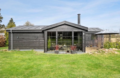 Bisserup House | Gorgeous home in Rude with WiFi