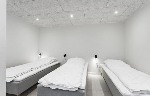 Spodsbjerg House | Gorgeous Home In Rudkøbing With Wifi