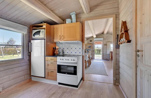 Spodsbjerg House | Gorgeous home in Rudkøbing with WiFi