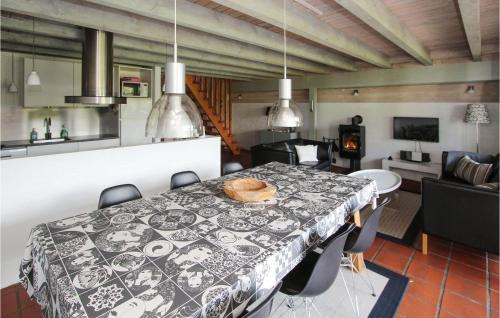 Samsø House | Gorgeous Home In Samsø With Kitchen