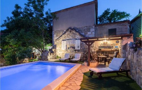 Srinjine House | Gorgeous Home In Srinjine