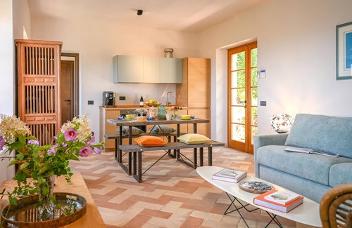 Pietrasanta House | Gorgeous home in Strettoia