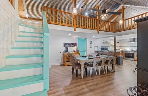 Flint House | Gorgeous Lake Front Retreat, Private Dock and Boathouse!