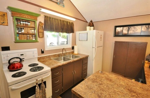 East Ferris Cottage | Gorgeous lakefront property, beautiful view, privacy and space.