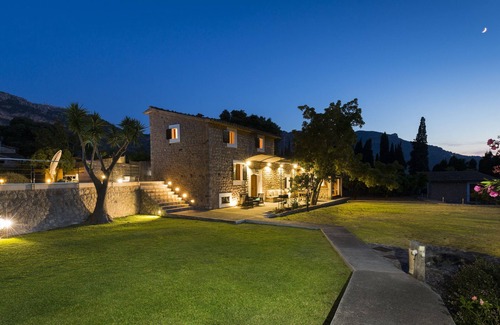 Biniaraix House | Gorgeous Mallorcan Style Finca With Pool and two bikes.
