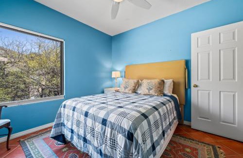 Tucson House | Gorgeous Mountain and City Views, Pools, and Hot Tubs