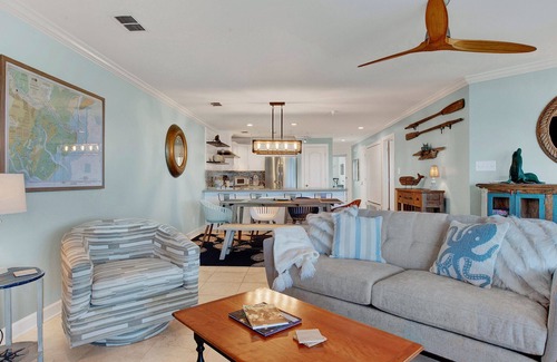 Tybee Island Condo | Gorgeous Ocean Views from Balcony