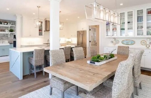 Pocasset House | Gorgeous Pocasset Home