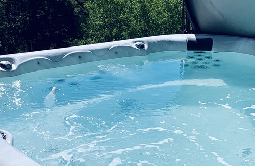 Valley of the Sun Cabin | Gorgeous Secluded Cabin; Hot Tub; Mtn Views Pike’s Peak on 5 acres; hiking trail