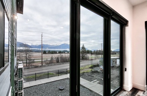Juneau Apartment | Gorgeous Views, Cozy Luxury 209