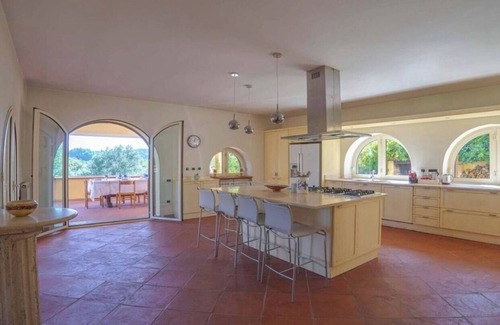 Campagnano di Roma Villa | Gorgeous villa near Rome for families and groups with large park and game room