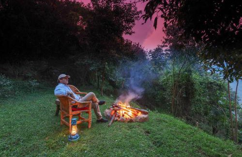 Nkuringo Hotel | Gorilla Retreat Ecolodge -Bwindi Forest