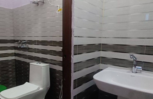 Sitapur Hotel | Goroomgo Abhishek hotel Sonprayag