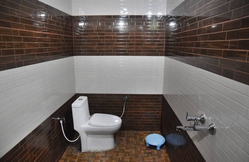 Didihat Hotel | Goroomgo Kaushalya Residency Uttarakhand