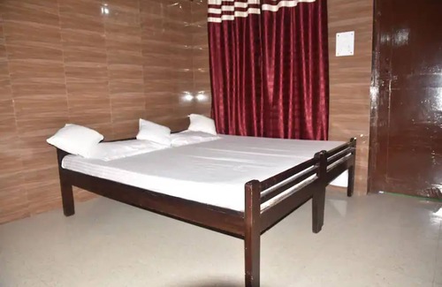 Didihat Hotel | Goroomgo Kaushalya Residency Uttarakhand