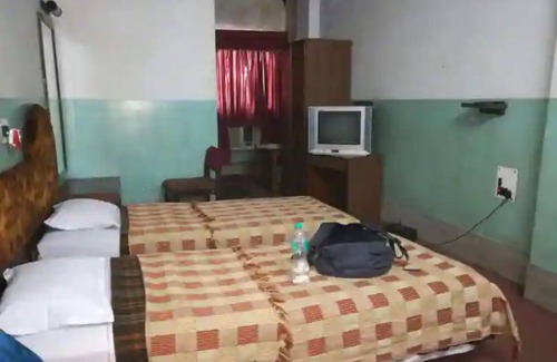 Dhanbad Hotel | Goroomgo Sunny Dhanbad