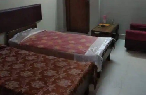Dhanbad Hotel | Goroomgo Sunny Dhanbad