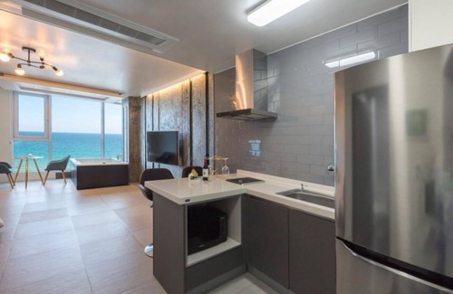 Toseong House | Goseong Honey Hooney Pension