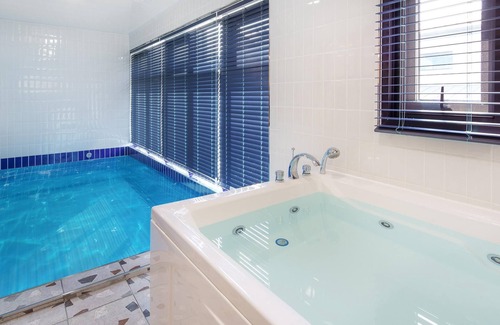 Sokcho House | Gosung Shalala Private Pool & Spa Villa