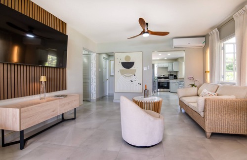 Lagoons Apartment | Grace @ The Lagoons – Stylish 2BR retreat in Montego Bay